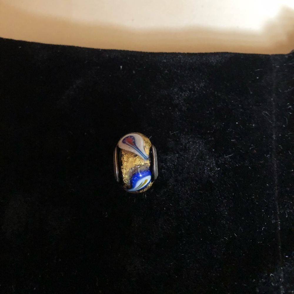 Murano Glass bead. Fits Alex and Ani